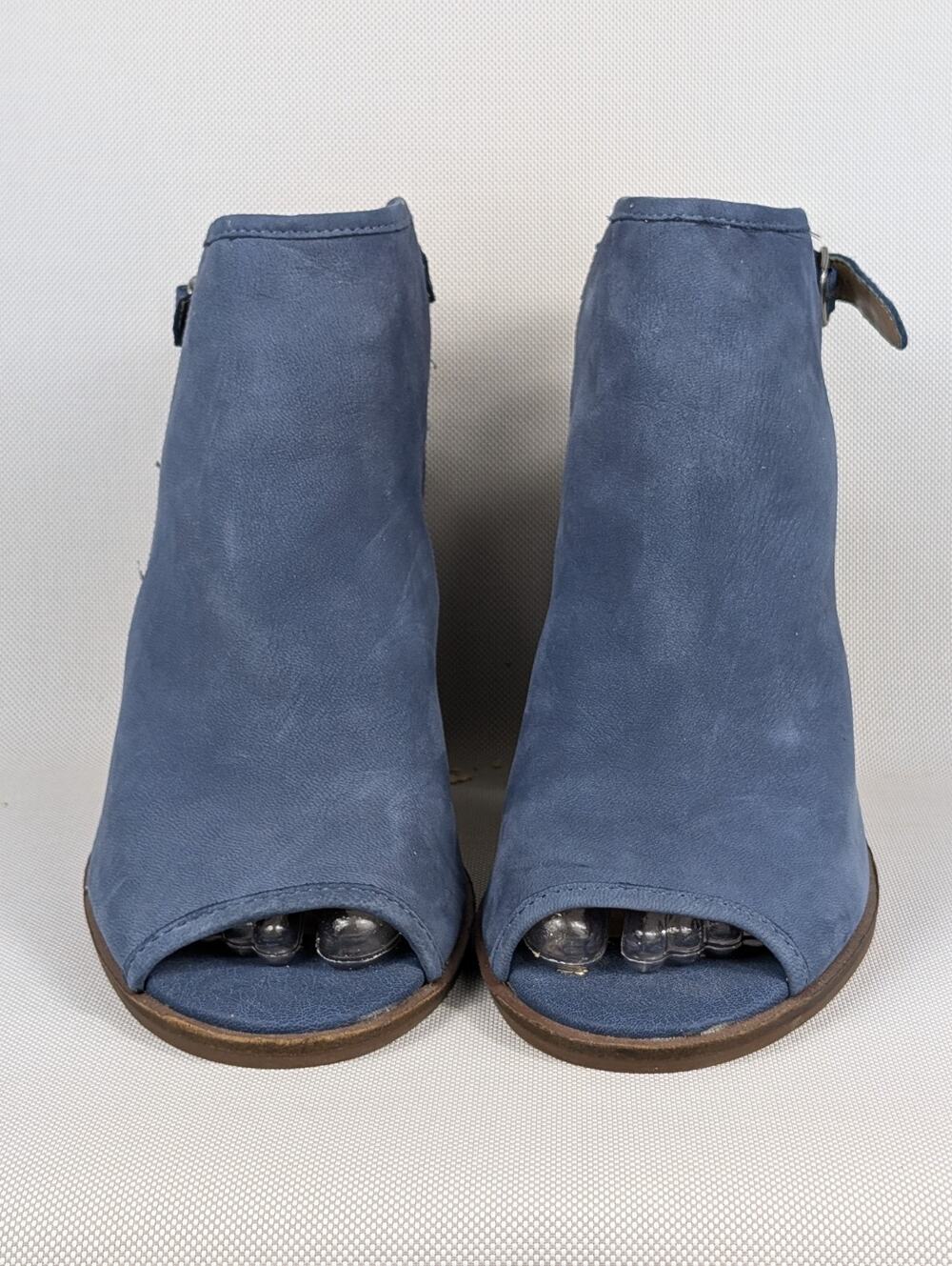 Lucky Brand Lk-Lizsa Womens U.S.size 9.5 stone blue nubuck leather peep toe heel
